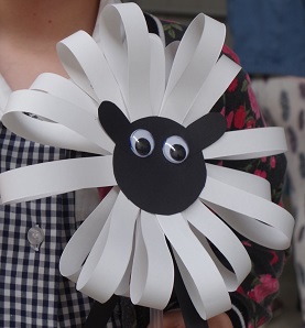 paper sheep puppet