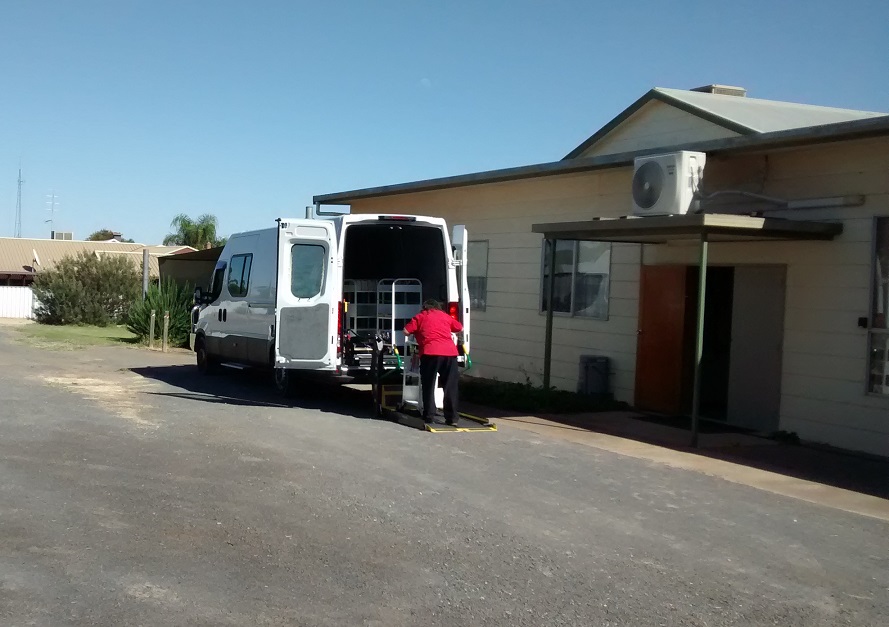 Outreach Library Van arrives to start new service Oct 30, 2018